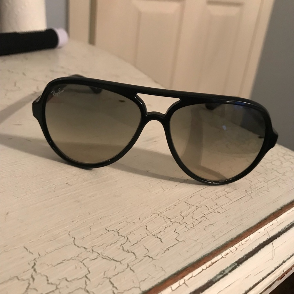 Black Ray ban cats
